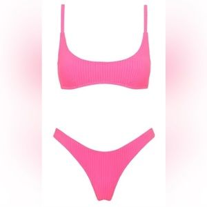 triangl maci top only size small +!